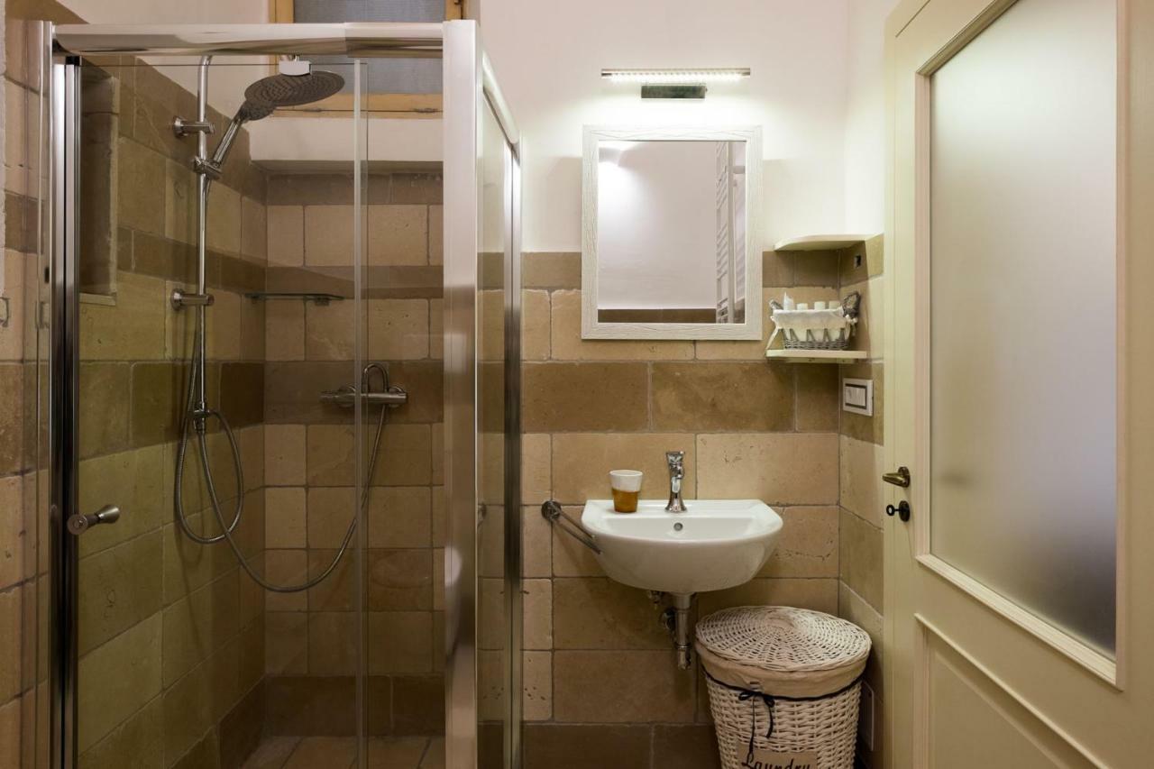 B&B Donnantonietta - Nobile Dimora มิแนร์วิโนดิเลชเช ภายนอก รูปภาพ